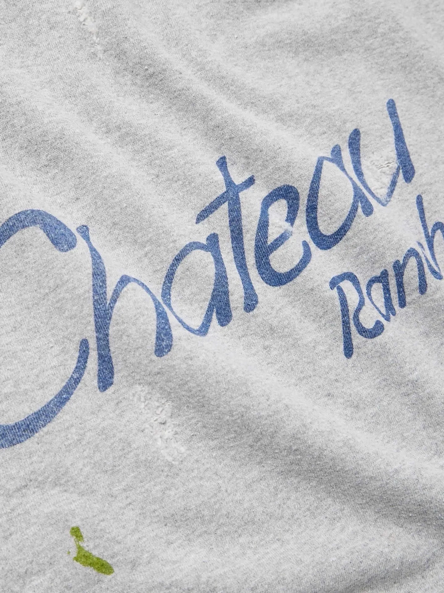 GALLERY DEPT. CHATEAU RANCH HOODIE/HEATER GRAY Horseshoe Winery Splashed Ink Destroyed Hoodie Washed Gray S-XL Assute Reactive Dyes Ready-made Horseshoe Fading Process Post-Fry Color Processing Super Heavy and Cumbersome Too Many Cuts and Hanging Wormhole Destruction Process➕Hand-Splashed Ink Very Time-consuming and Labor-intensive Correct Version Original Main Mark➕Large Main Mark➕Yellow Wash Mark The original BOXY short and wide version has not been changed at all. God-cut. Authentic level printing process. Post-washing treatment to show natural aging effect.